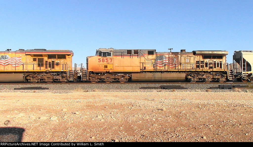 WB Manifest Frt at Erie NV W-MdTrnSlvs&Pshr -59